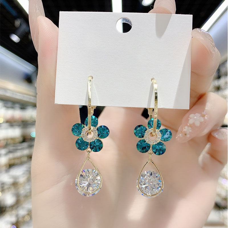 Simple Zircon Flower Earrings