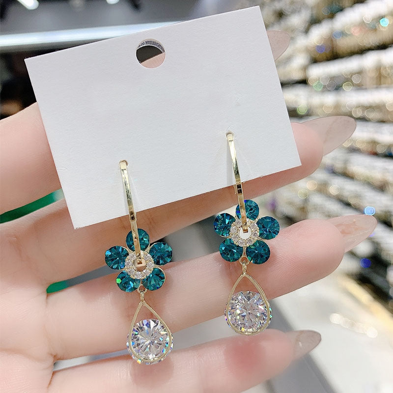 Simple Zircon Flower Earrings