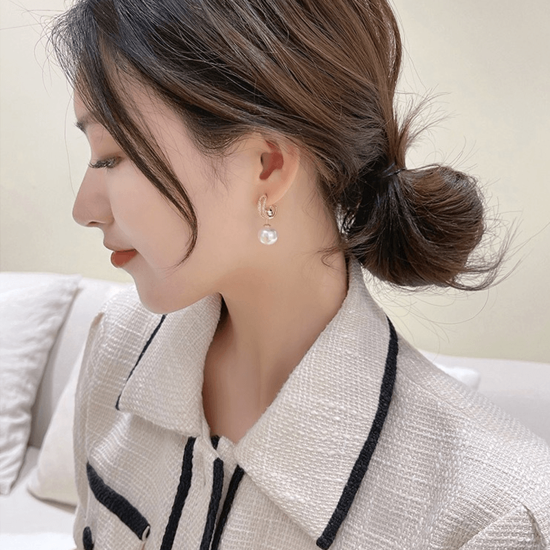 Elegant earrings with multiple combinations