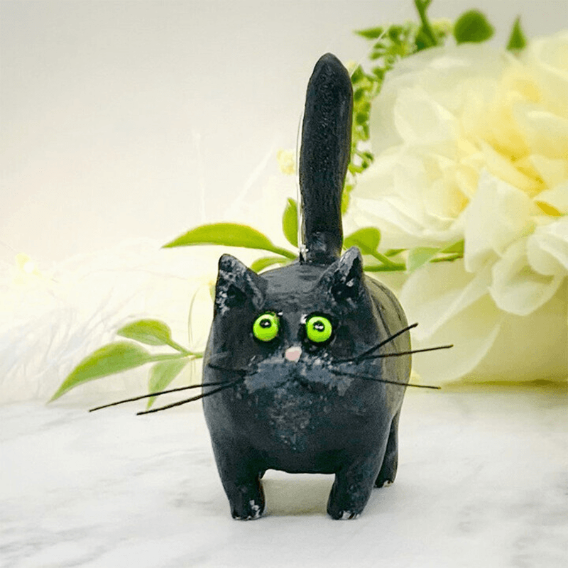 Kitty miniatyrskulptur