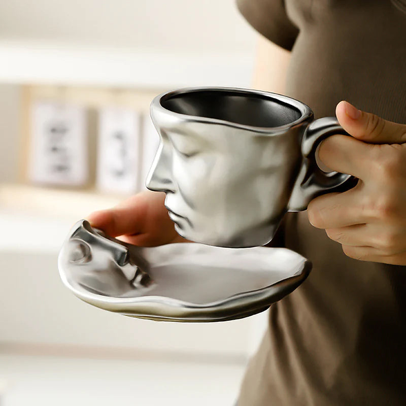 Metal Touching Face Creative Ceramic Kiss Coffee Mug