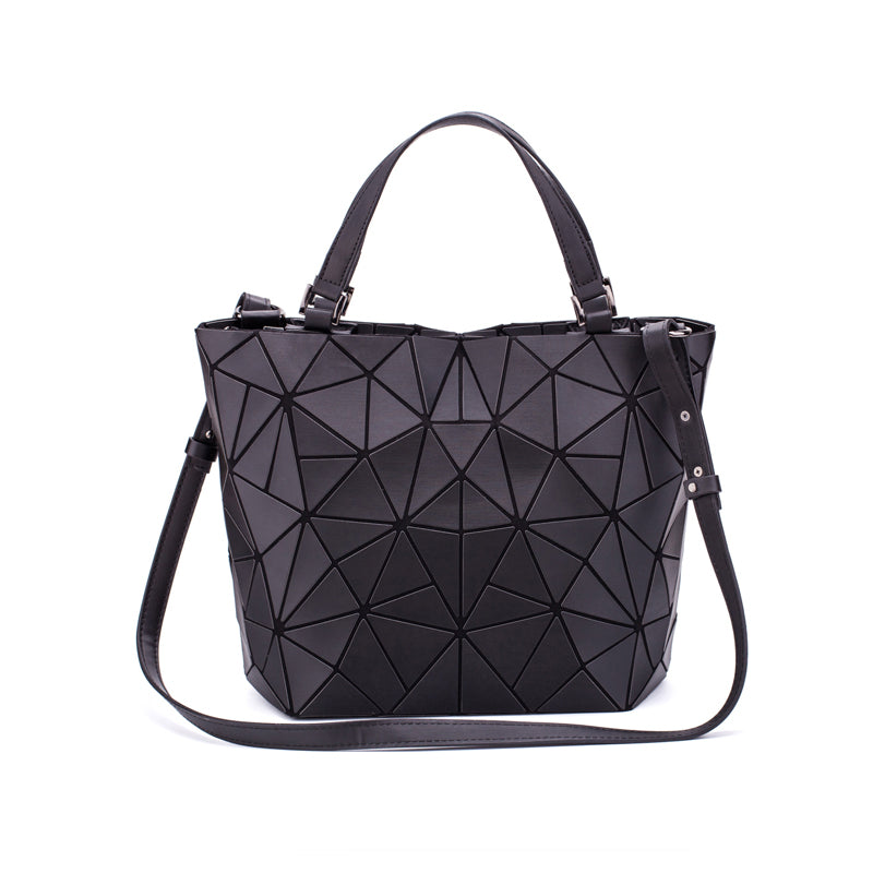 Diamond bucket bag